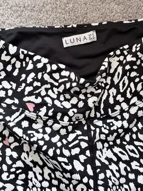 LUNALAE | Recycled POLE DANCE Sticky Grip Leggings in Black Leopard